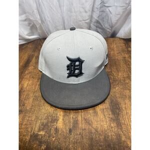 Detroit Tigers Hat Mens Fitted 7 1/8 Gray Baseball Cap MLB 59Fifty Embroidered